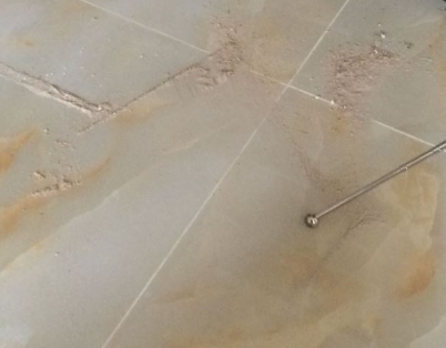 百色瓷砖空鼓维修公司分享粘合剂选择不当在瓷砖铺贴过程中可能导致以下问题
